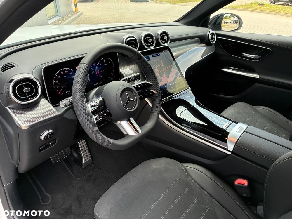 Mercedes-Benz GLC 200 d mHEV 4-Matic AMG Line - 4