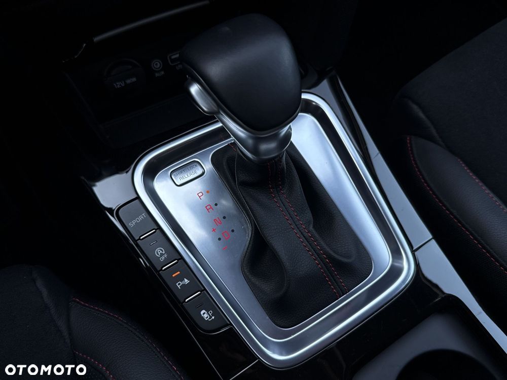 Kia Ceed 1.6 T-GDI GT DCT - 21