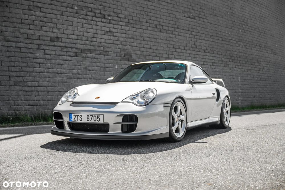 Porsche 911 GT2 - 2