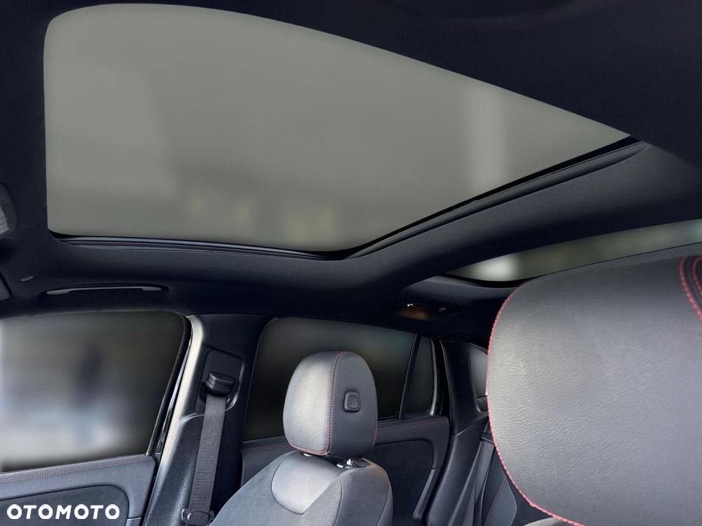 Mercedes-Benz EQA - 13