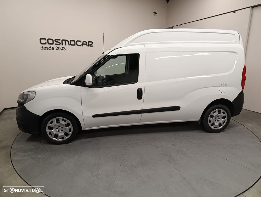 Fiat Doblo 1.6 M-Jet XL (3 Lug. ) - 4
