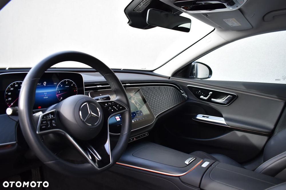 Mercedes-Benz Klasa E - 10
