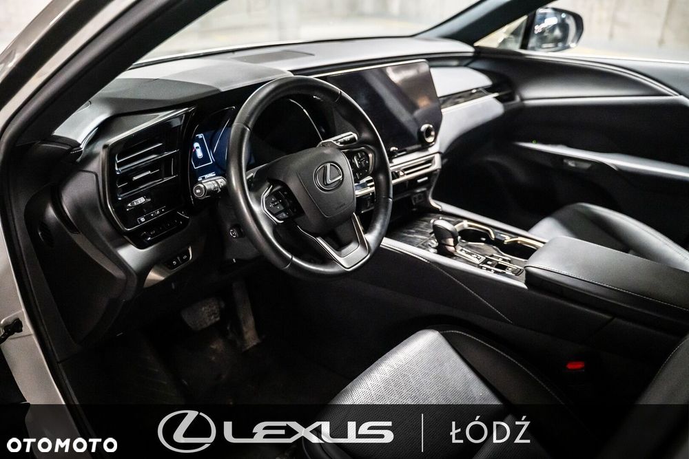 Lexus RX - 9