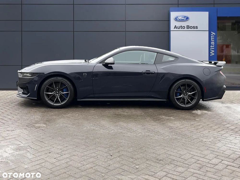 Ford Mustang - 3