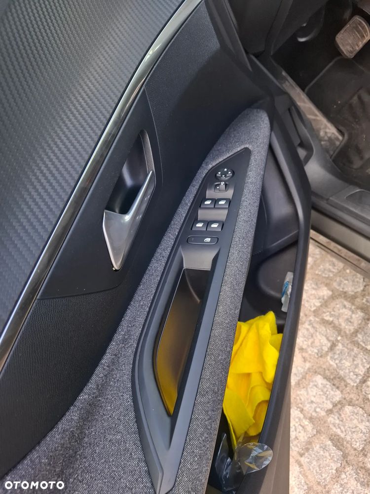 Peugeot 3008 BlueHDi 130 Stop & Start EAT8 Active - 9