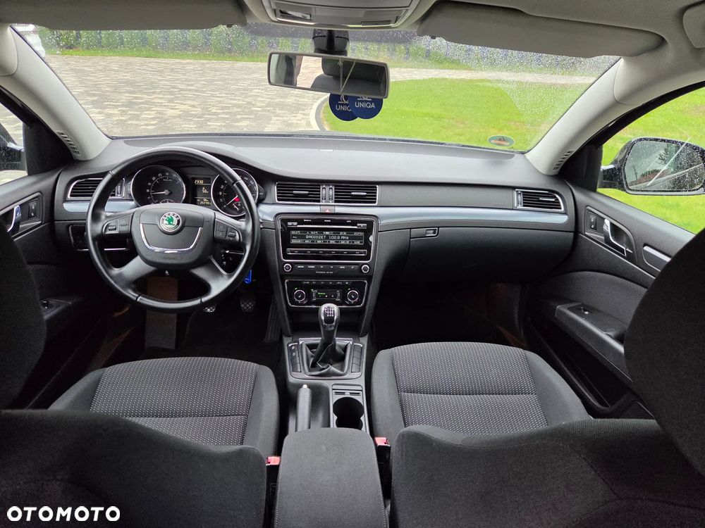 Skoda Superb 2.0 TDI Comfort - 23