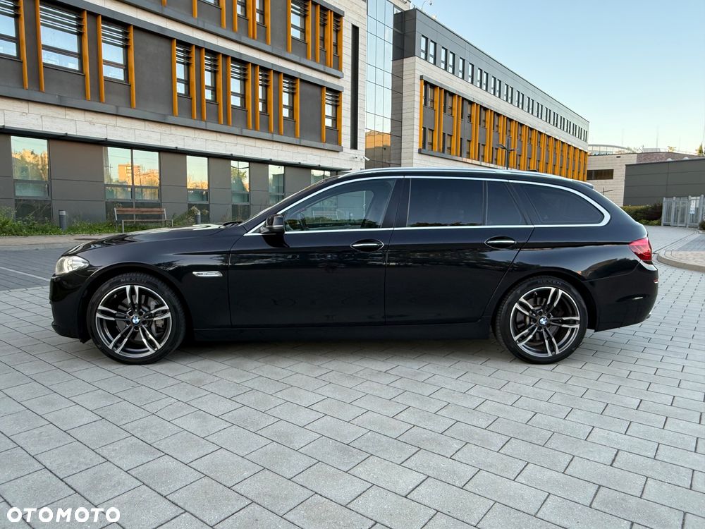 BMW Seria 5 525d Touring Modern Line - 3