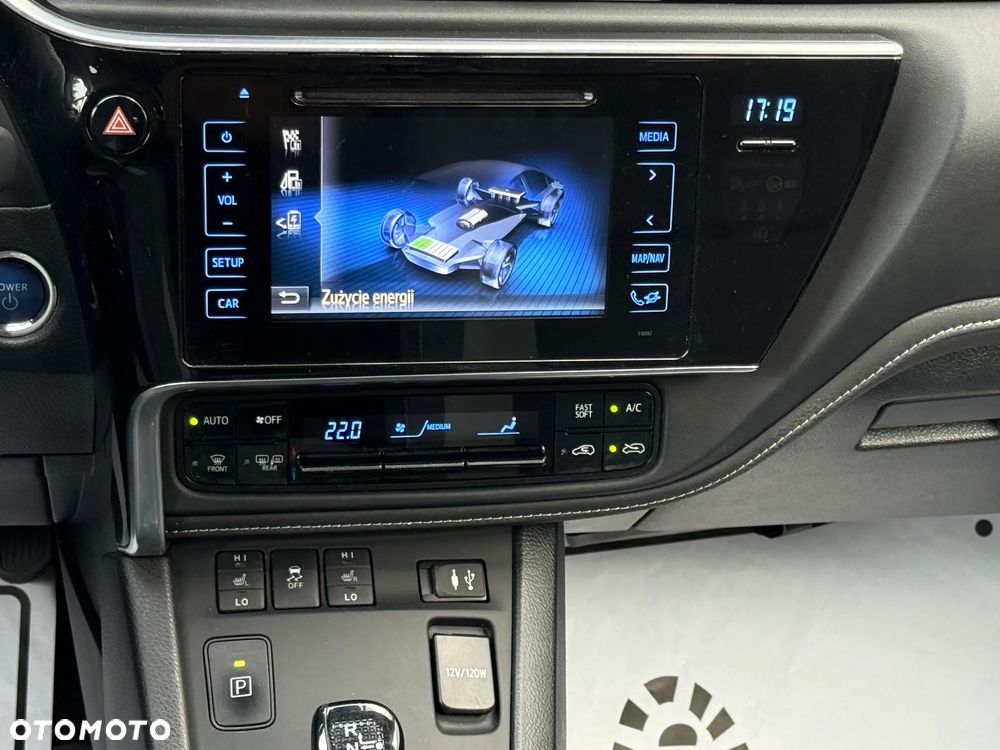 Toyota Auris Hybrid 135 Premium - 10