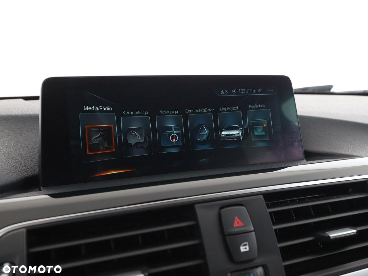 BMW Seria 3 330e Sport Line - 23