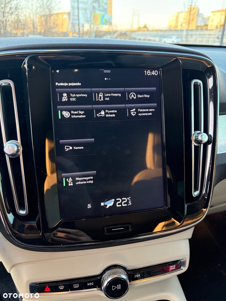 Volvo XC 40 T5 AWD Momentum - 10