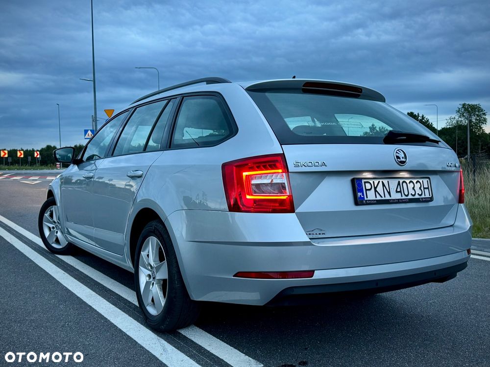 Skoda Octavia 1.5 TSI ACT Ambition - 3