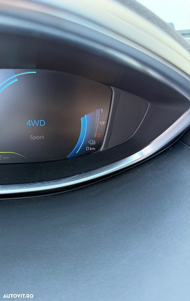 Peugeot 3008 PHEV 300 EAT8 4X4 GT - 9