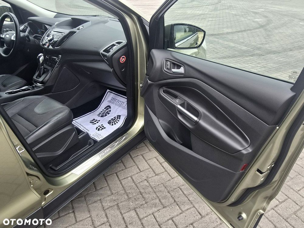 Ford Kuga - 26