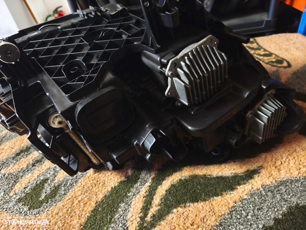 Farol esquerdo full Led Laser G32 LCI - 5A38905 - 8