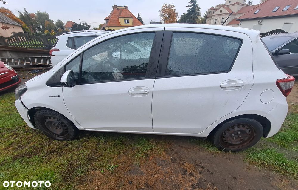 Toyota Yaris - 7