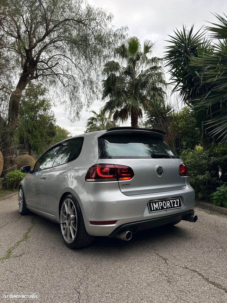 VW Golf 2.0 GTI DSG - 3