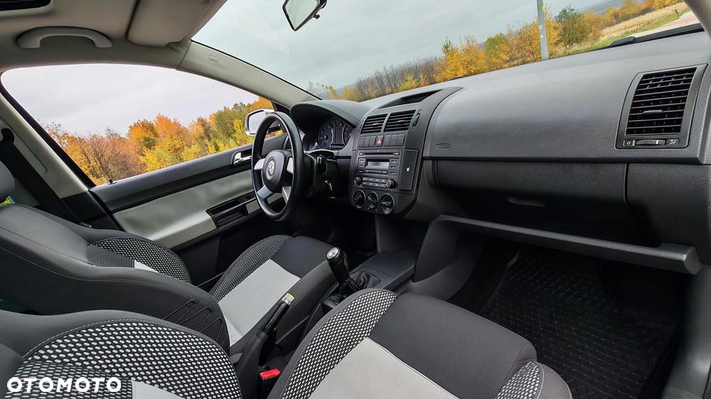 Volkswagen Polo Cross 1.4 16V - 24