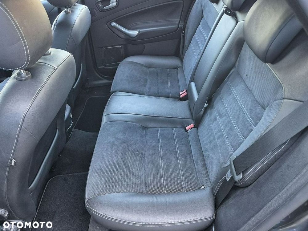 Ford Mondeo 2.0 TDCi Titanium - 19