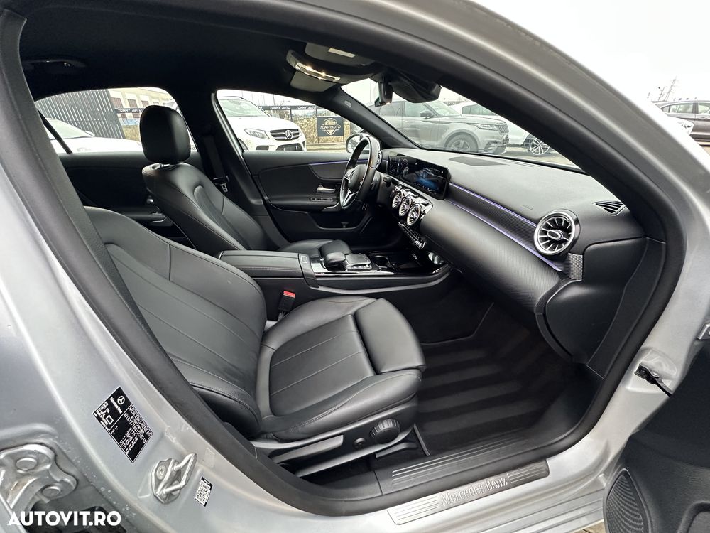 Mercedes-Benz A 250 e Sedan Aut. - 29