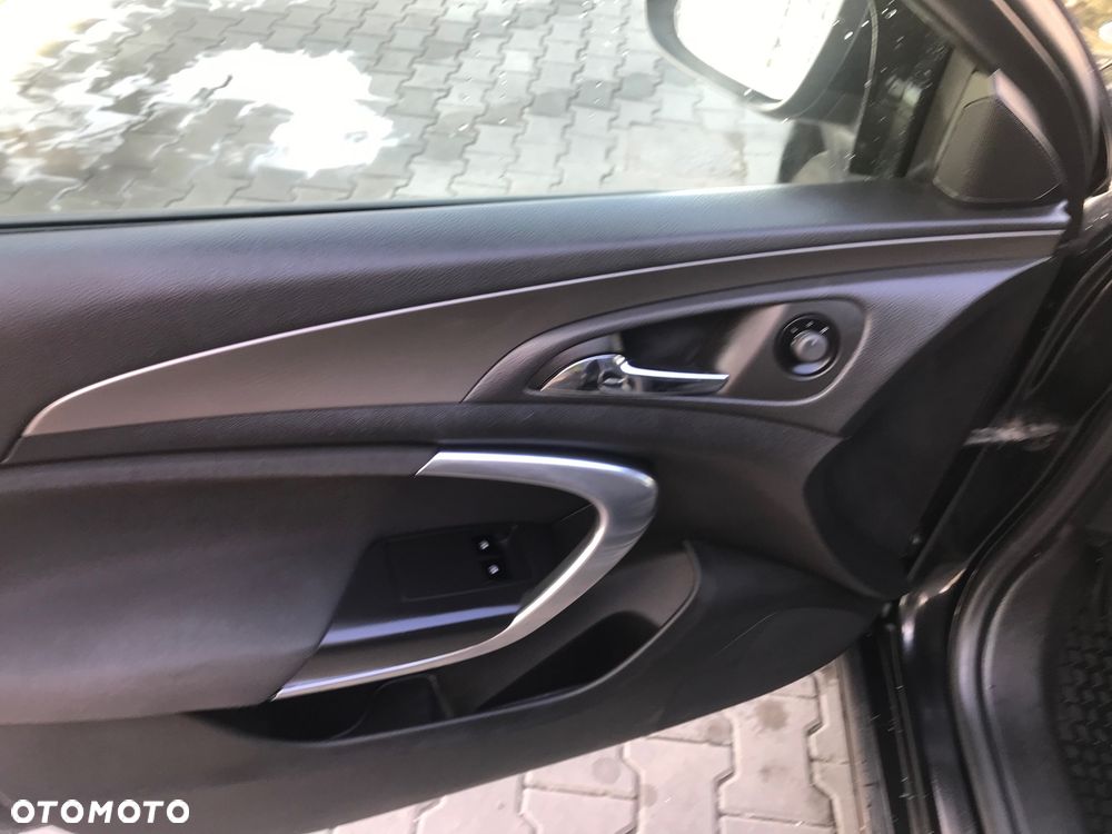 Opel Insignia - 23
