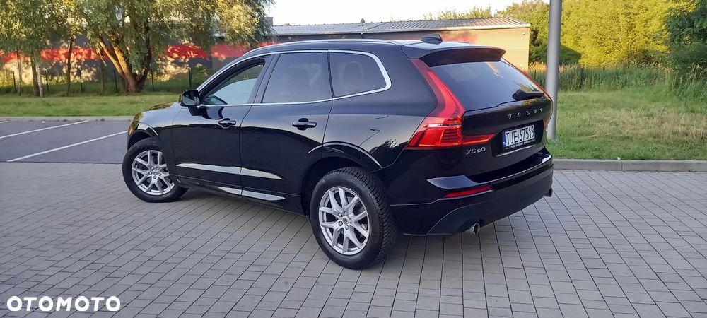 Volvo XC 60 D3 Momentum - 10