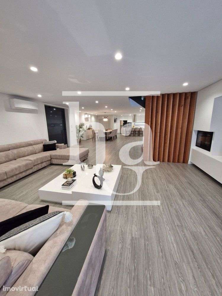 Moradia em Rio Tinto - Grande imagem: 3/42