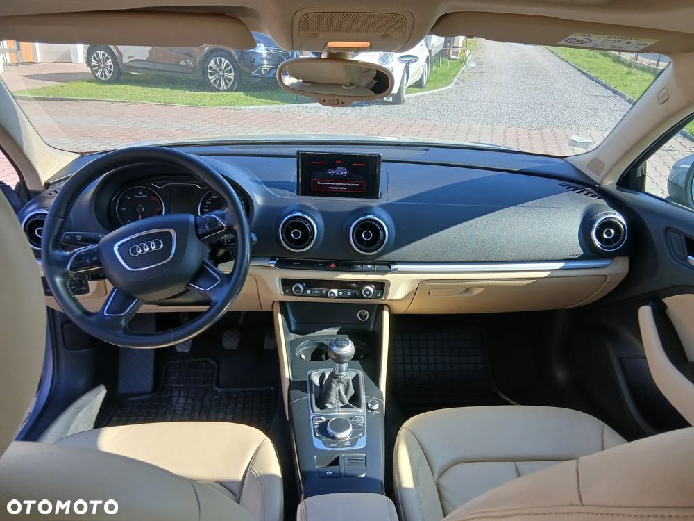 Audi A3 Sportback 1.6 TDI (clean diesel) Attraction - 12