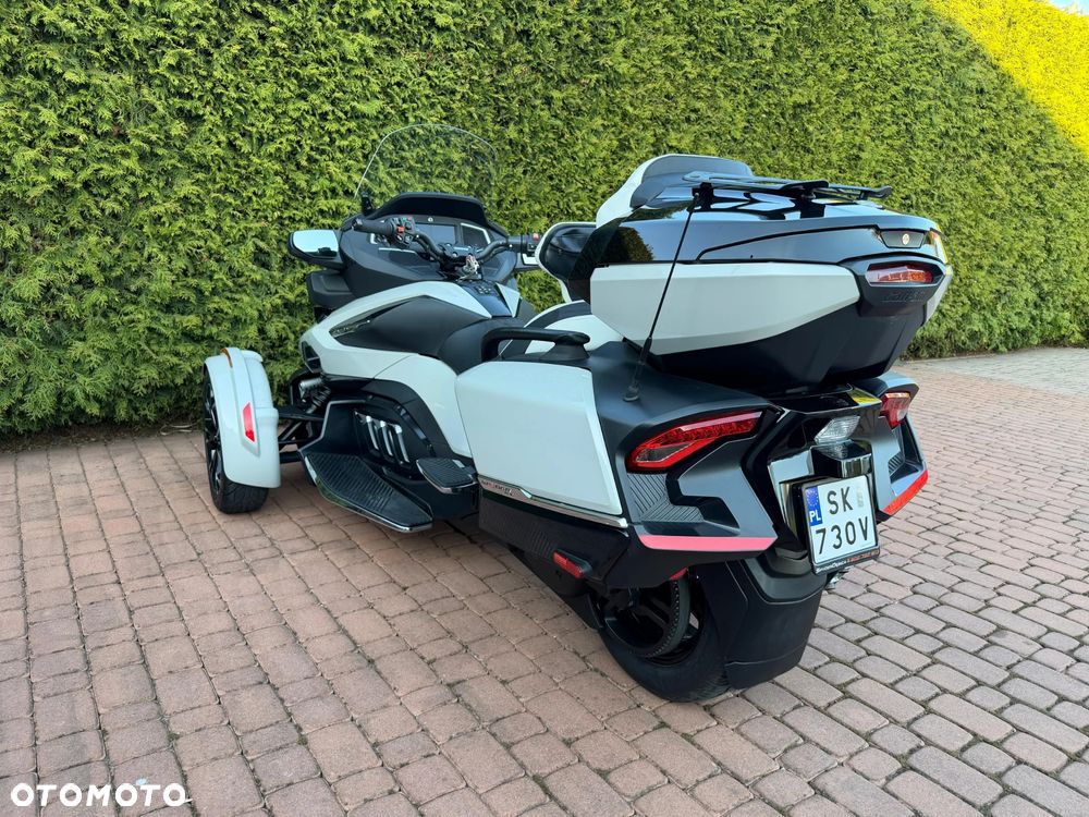 Can-Am Spyder - 4