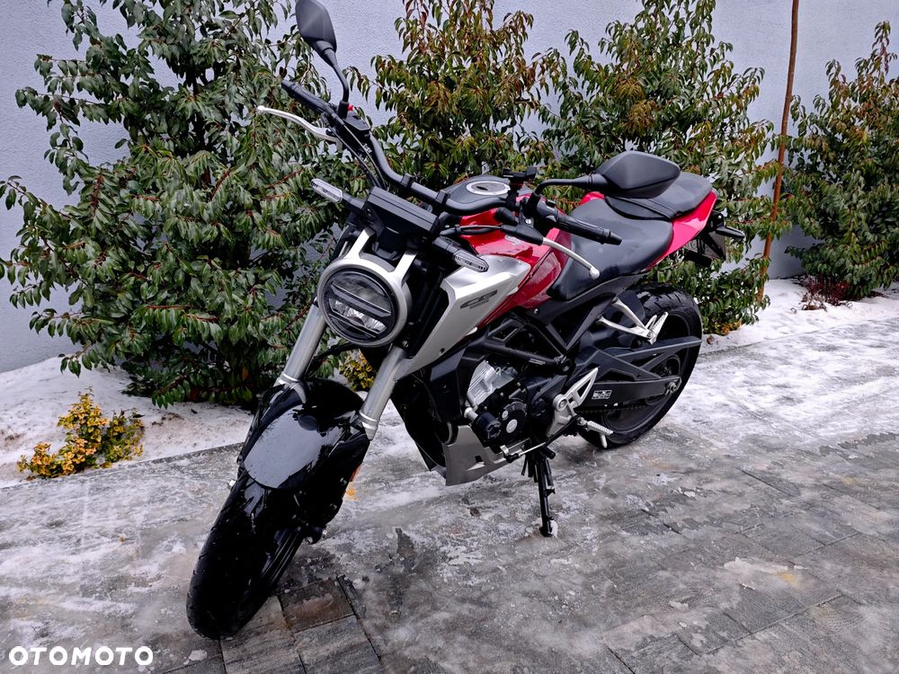 Honda CB - 3