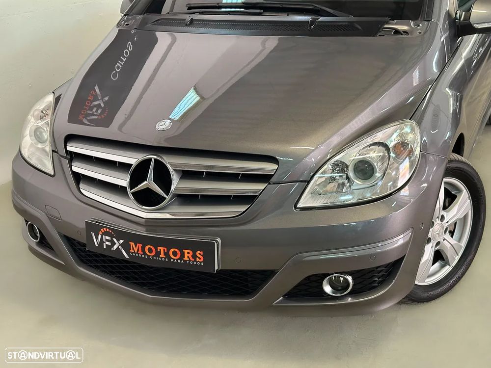 Mercedes-Benz B 180 CDI - 12