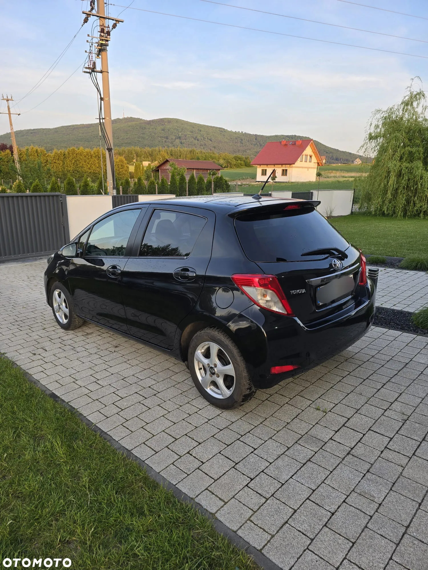 Toyota Yaris 1.33 VVT-i Executive - 3