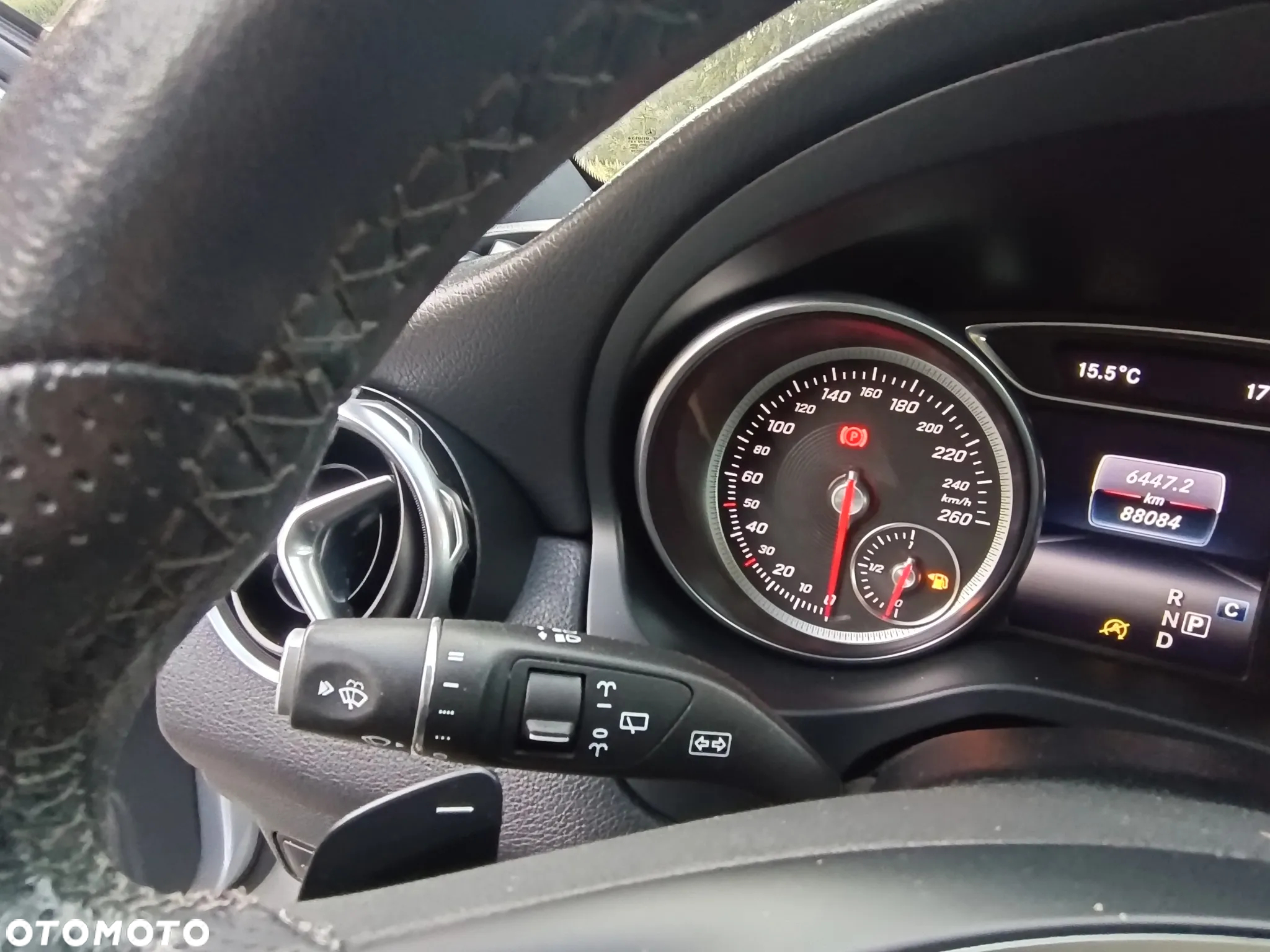 Mercedes-Benz GLA 200 7G-DCT UrbanStyle Edition - 22