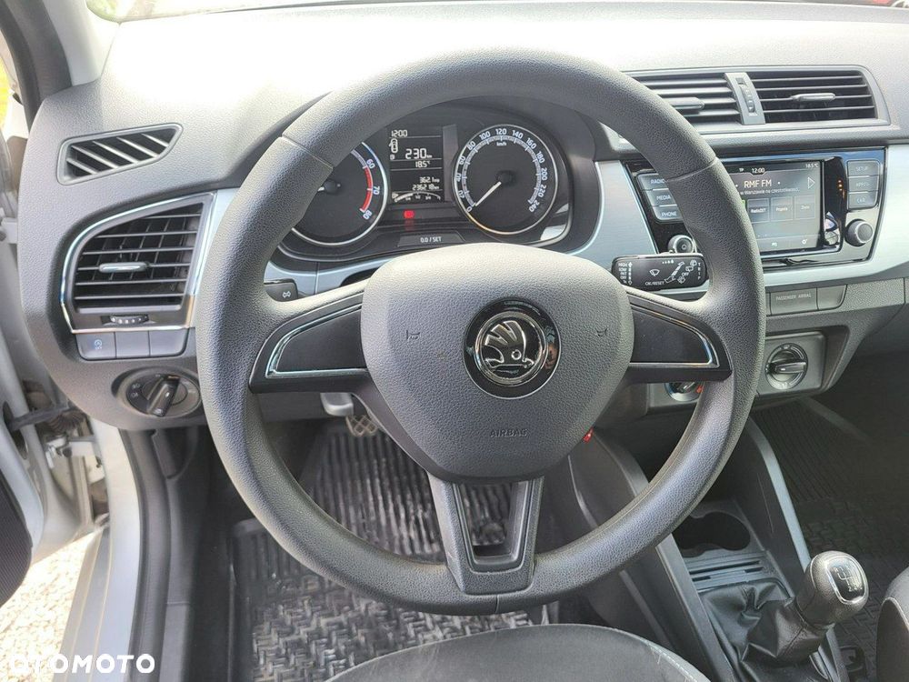 Skoda Fabia - 22