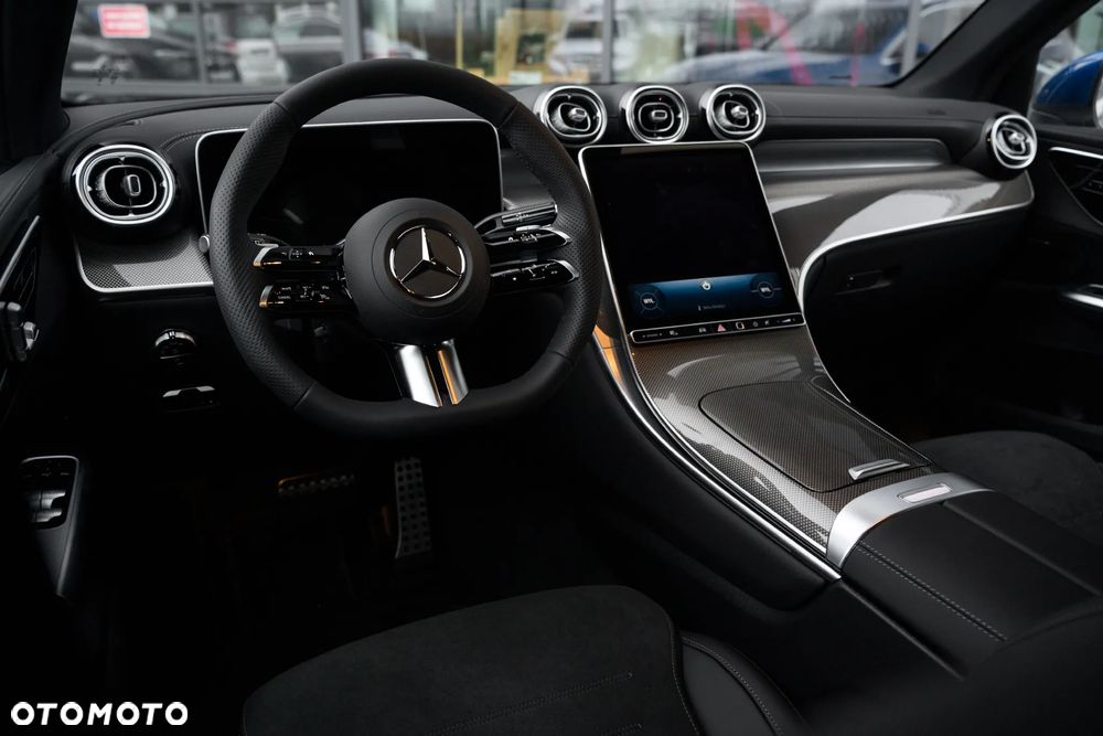 Mercedes-Benz GLC 200 mHEV 4-Matic AMG Line - 16