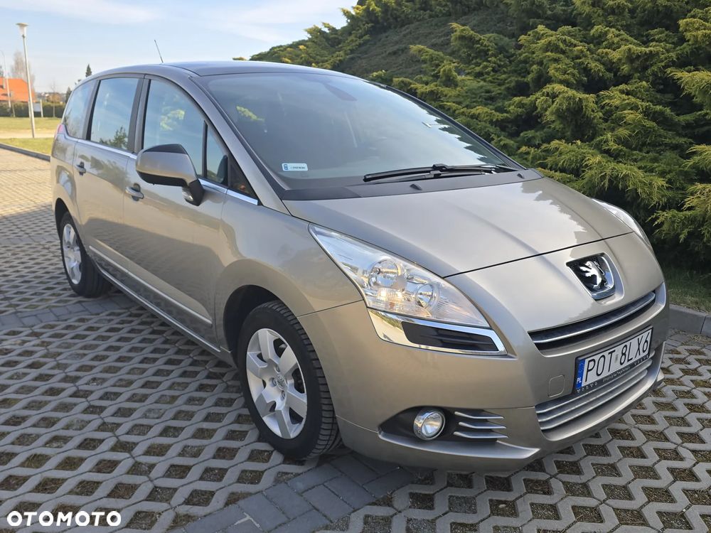 Peugeot 5008 HDI FAP 110 Active - 1
