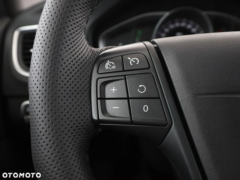Volvo V60 D2 Kinetic - 31