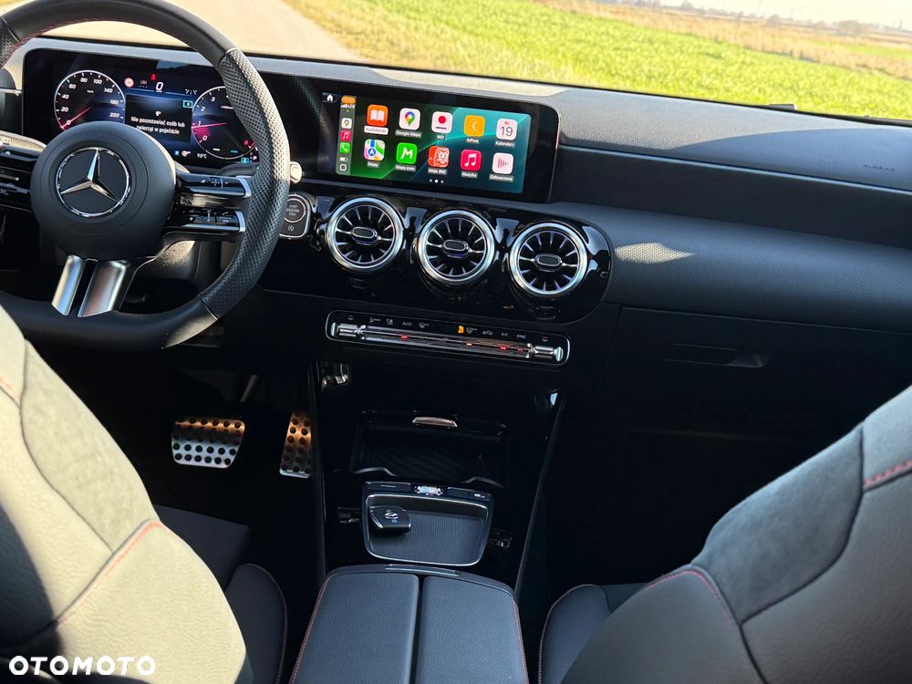 Mercedes-Benz Klasa A 200 7G-DCT AMG Line - 31