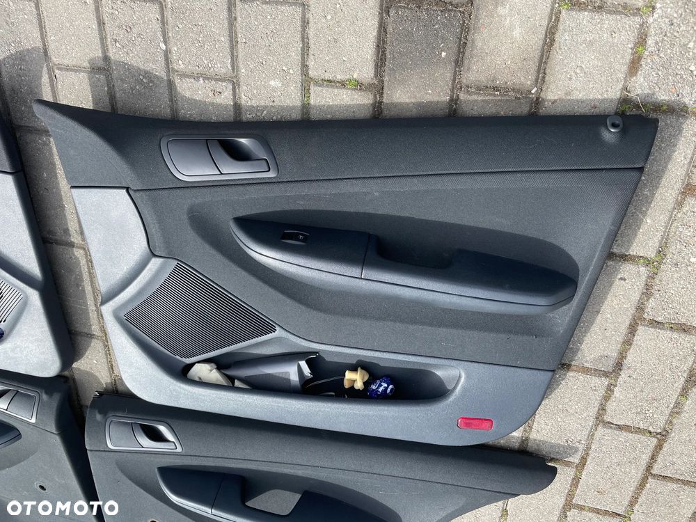 SKODA FABIA I BOCZKI TAPICERKA DRZWI KOMPLET - 2
