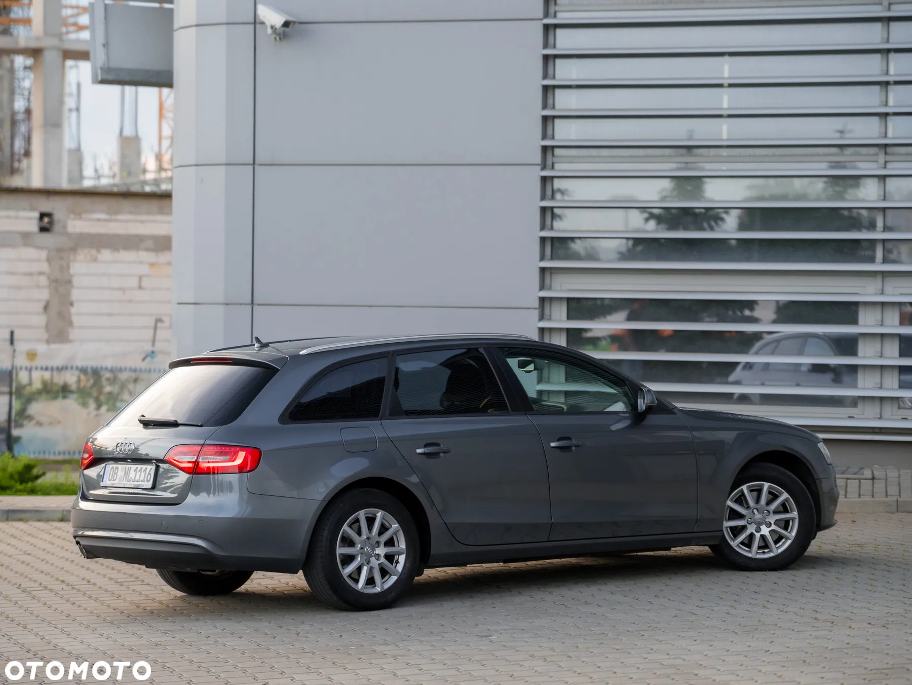 Audi A4 2.0 TDI DPF multitronic Ambition - 12