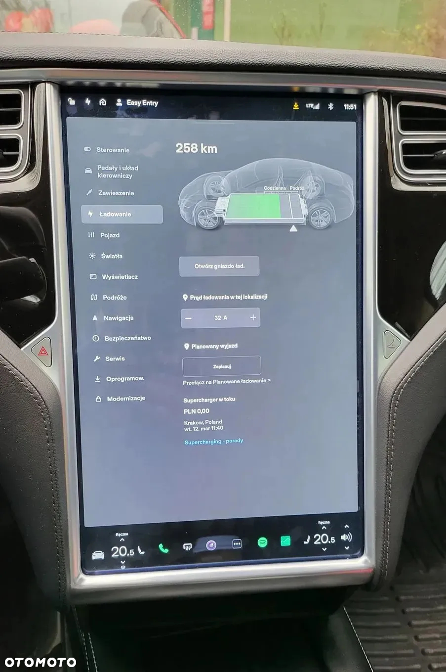 Tesla Model S 85 - 23