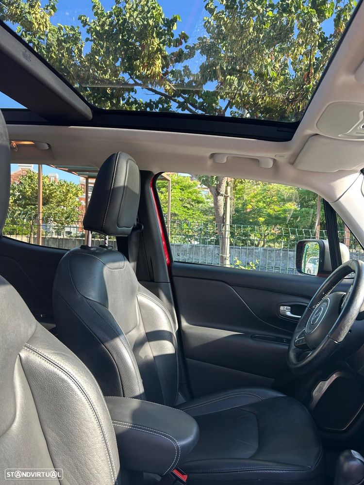 Jeep Renegade 1.3 T Longitude DCT - 25