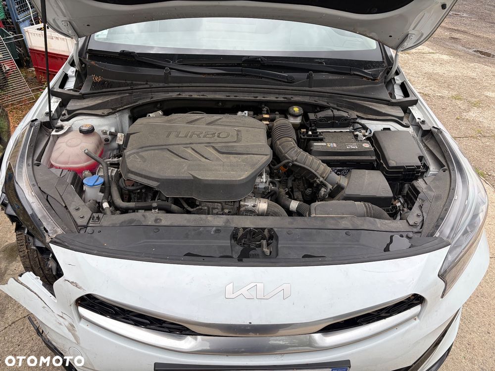 Kia XCeed 1.6 CRDi (48V Mild-Hybrid) DCT7 PLATINUM - 15