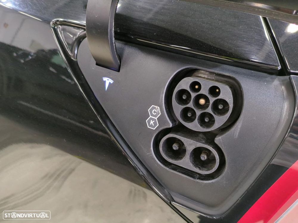 Tesla Model 3 Long-Range Dual Motor AWD - 11