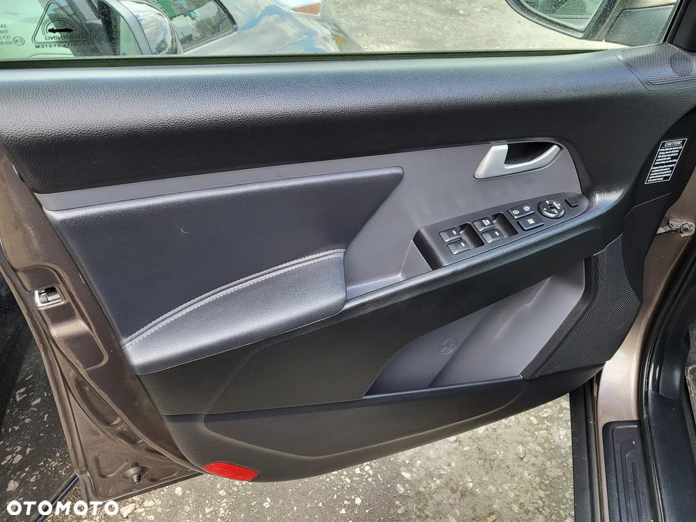 Kia Sportage 2.0 CRDI XL 2WD - 15