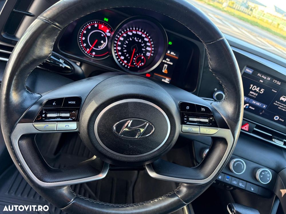 Hyundai Elantra - 6