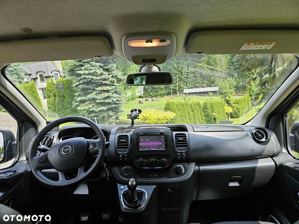 Opel Vivaro L2H1 2,9t Elegance Business - 20
