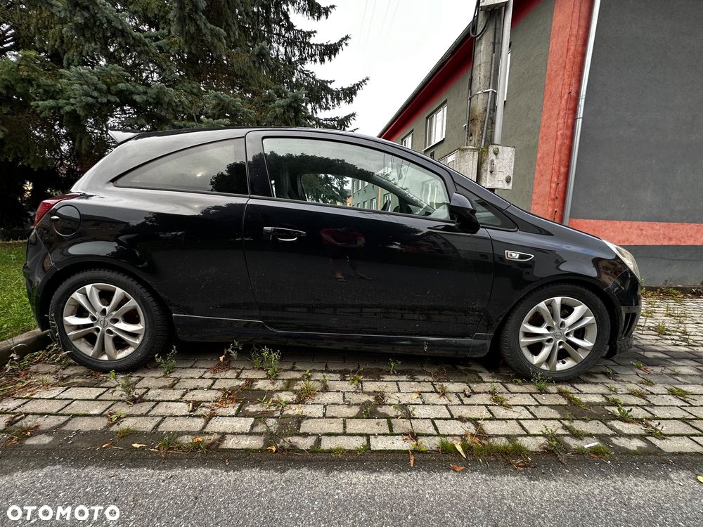 Opel Corsa 1.6T OPC - 1
