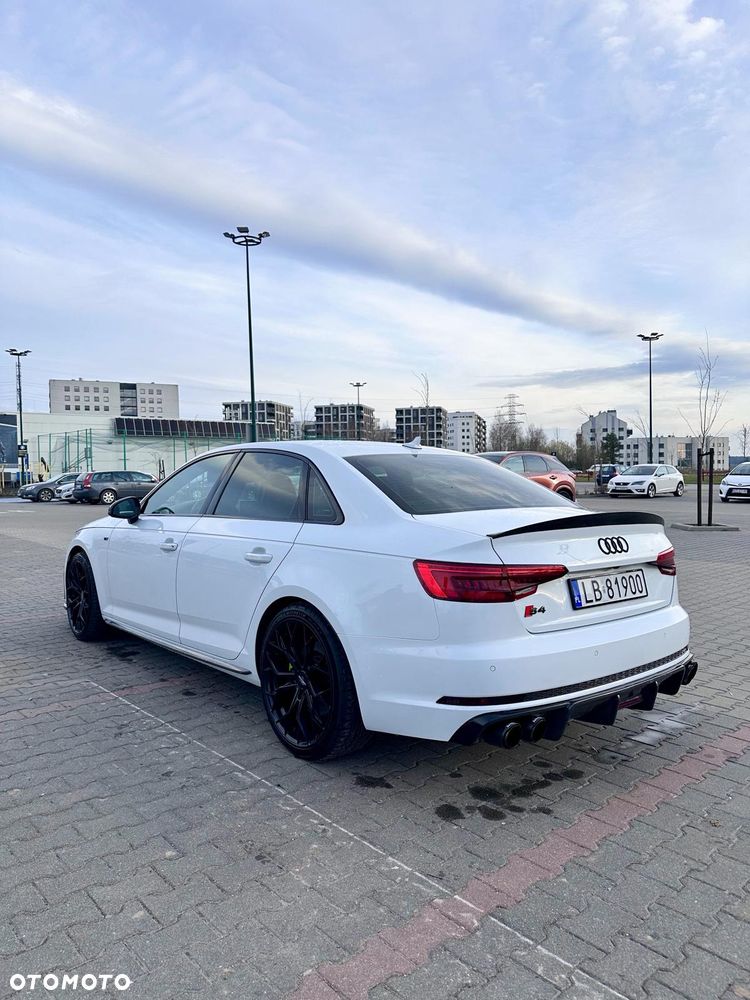 Audi S4 Limousine - 2