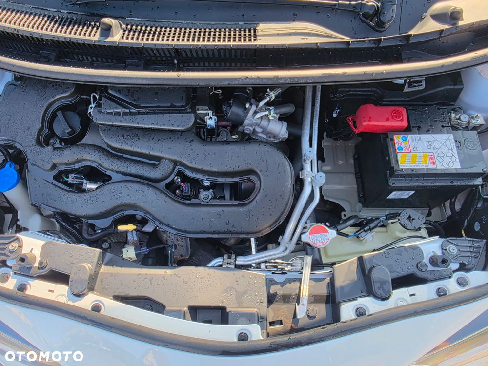 Toyota Aygo x-play - 25