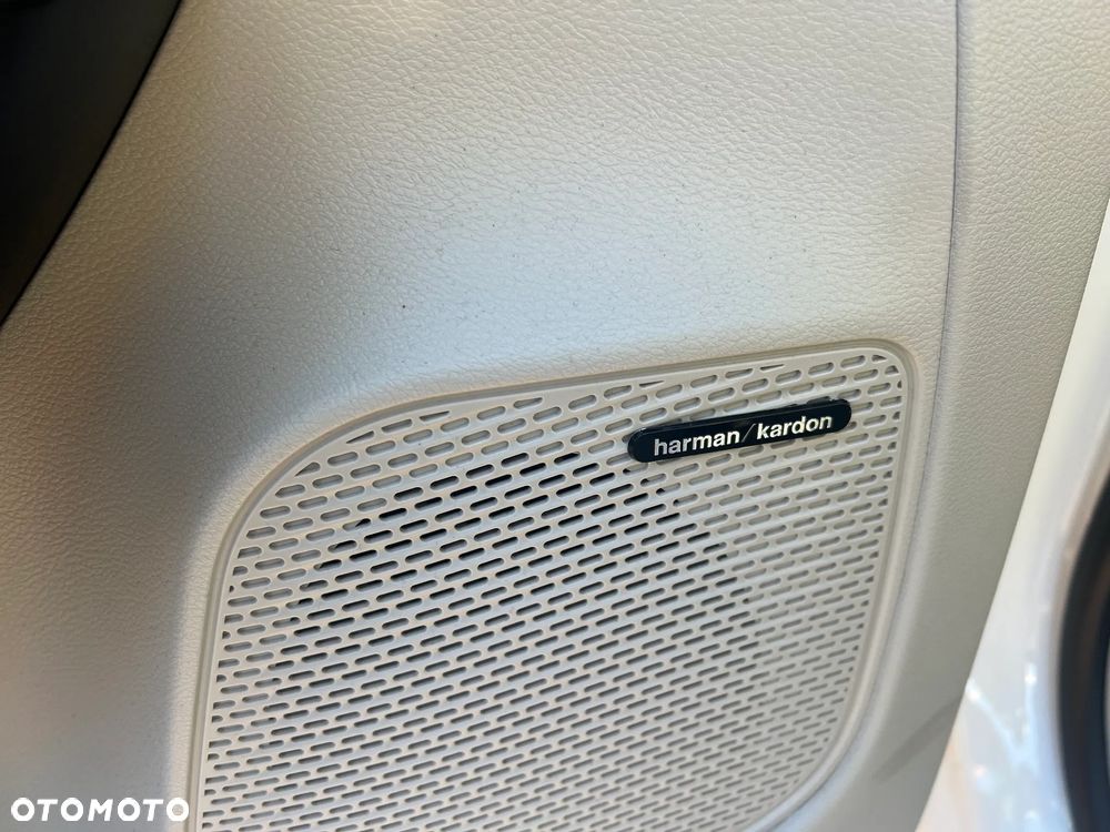 Chrysler Pacifica - 18